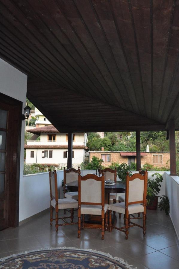 Timber Guest House Berat Kültér fotó